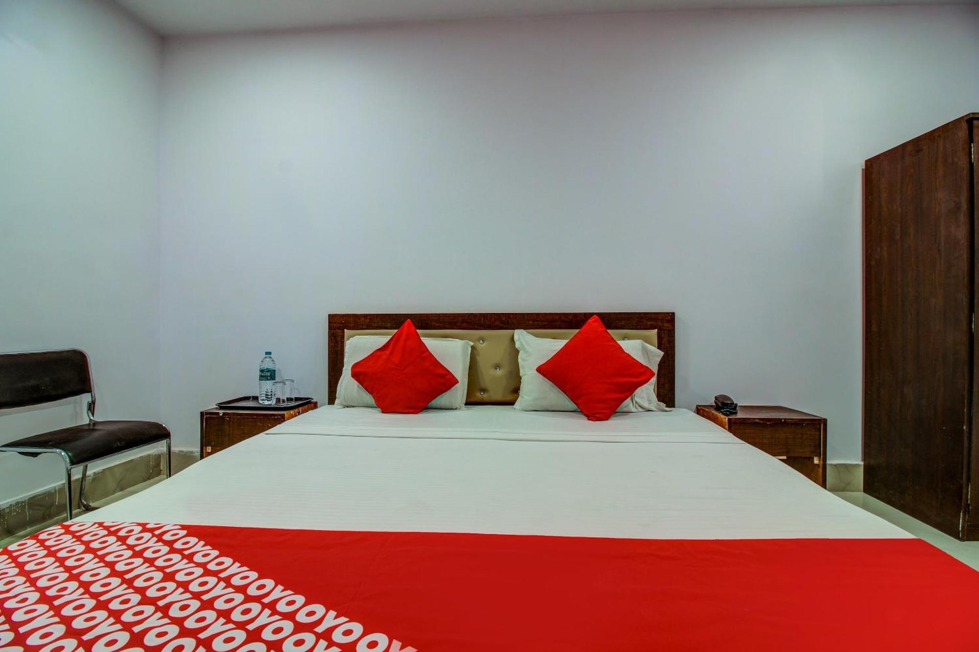 Oyo Flagship Spc & Span Hotel Jamshedpur Exterior photo